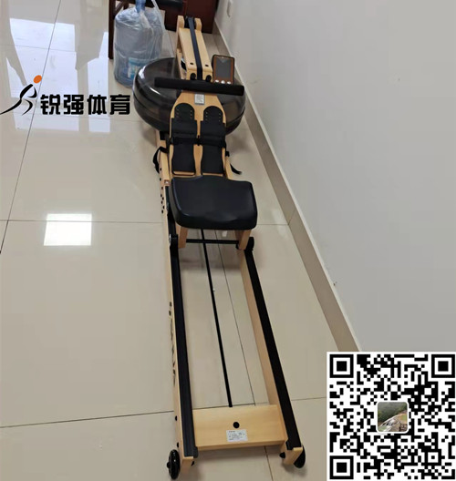 淄博某小区业主在江南JNSport体育体育选购的划船机